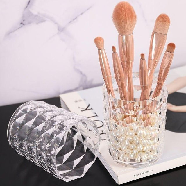 Make-up Pinsel Aufbewahrungseimer mit Diamantmuster in Beige und Transparent als luxuriöser Stifthalter und Schreibtischornament - Bild 1
