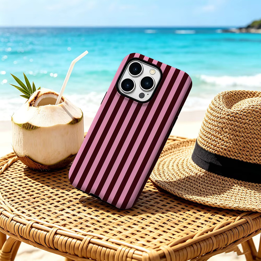 CaseChic MagSafe Schutzhülle mit vertikalen Streifen für iPhone 17 16 15 14 Plus Pro Max, matte Stoßfeste Hartschale, Pink und Burgunderrot - Bild 3