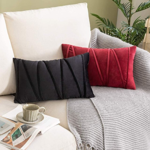 2er-Set Lendenkissenbezüge aus Samt von inyahome im Farmhouse-Stil, B/H: 30 x 50 cm, Schwarz und Rot - Bild 1