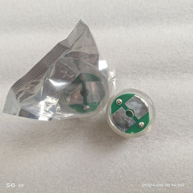 Comcolychen Einwegkartusche, vergoldet, 10/25/64 Pins, Nano-Patronen - Bild 1