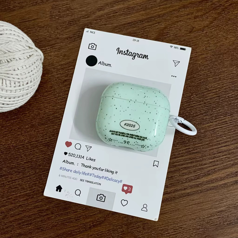 Lucky Clover Kopfhörerhülle für Apple AirPods 1, 2, 3, 4 und Pro 2/3 in Grün mit Splash-Tinte und Kleeblatt-Anhänger - Bild 2
