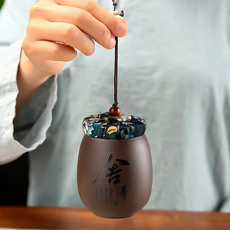 Lila Ton Teedose aus Keramik für Pu Erh Tee, tragbare Mini Reiseaufbewahrung mit Verschluss - Bild 2