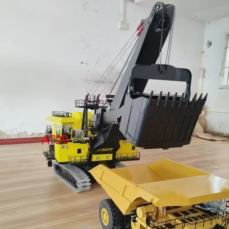 AT 99 MODEL RC Elektro Bagger, Metall, mit Licht- und Soundsystem, ferngesteuert - Bild 2
