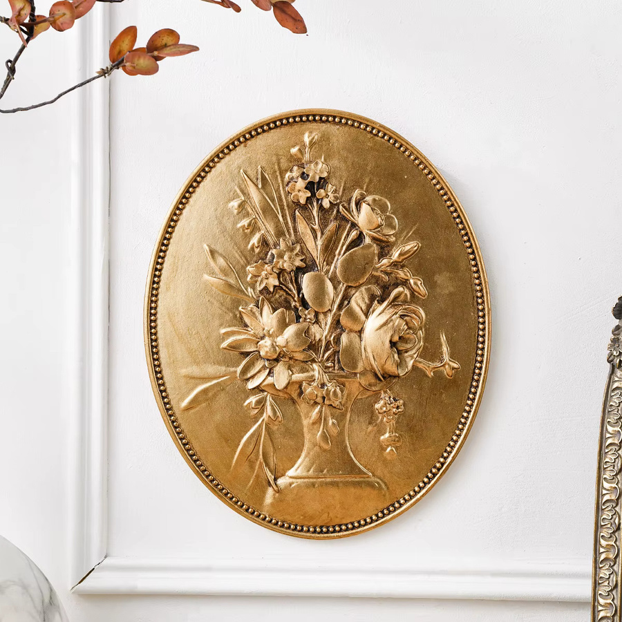 Ovaler Anhänger aus geprägtem Kunstharz in Gold zur Dekoration und als Fotografie-Requisit - Bild 2
