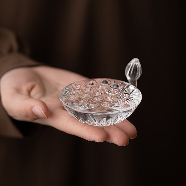 Transparente Teekanne aus hitzebeständigem Borosilikatglas mit Lotus-Abdeckungshalter für deine Teezeremonie - Bild 1
