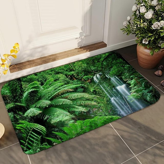 Miniso Rutschfeste Bodenmatte mit Wald und Dschungel Tier Motiv, Grün, B/T: 60 x 40 cm - Bild 1