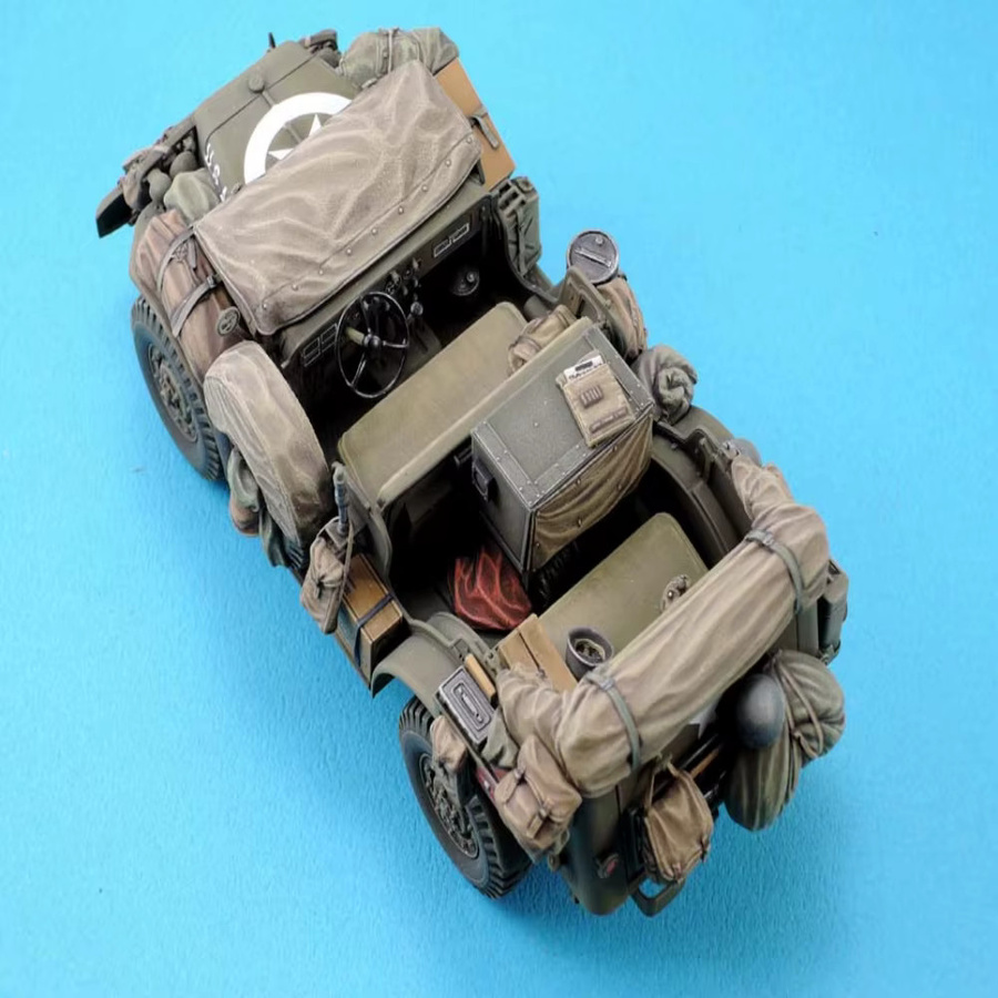 GK Jeep-Aufbewahrungsbox und Zubehör, Resin-Soldatenmodell, 1:35 - Bild 2