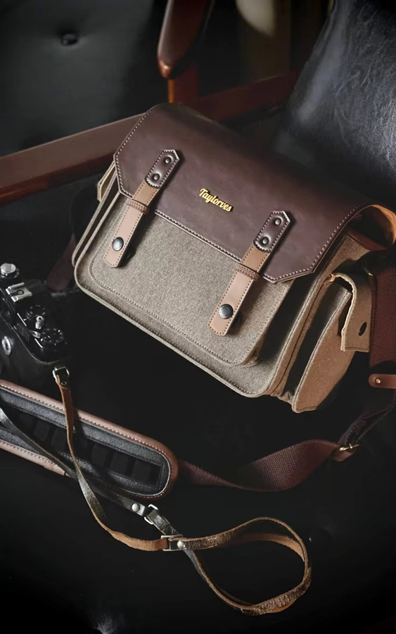 Taylorves Kameratasche als Umhängetasche für Canon R50, Fujifilm X-T5, Sony ZV-E10 und Nikon Z5 in Beige und Braun - Bild 2