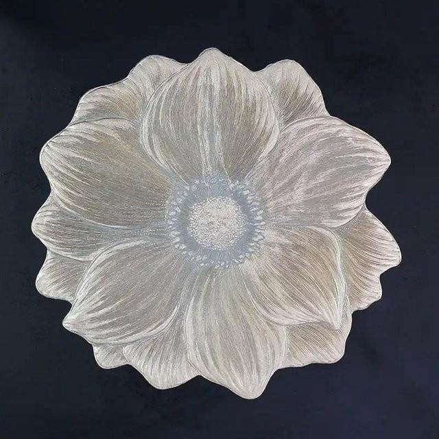 Yiran Furniture Lotusförmiges Platzset in Weiß, Hitzebeständig und Abwaschbar, Durchmesser: 38 cm - Bild 1
