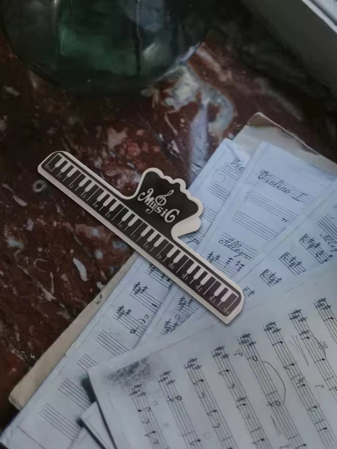 ZYF Notenklammer aus Kunststoff in Schwarz für Musikstudenten und Notenblatt zum Lesen von Noten - Bild 5
