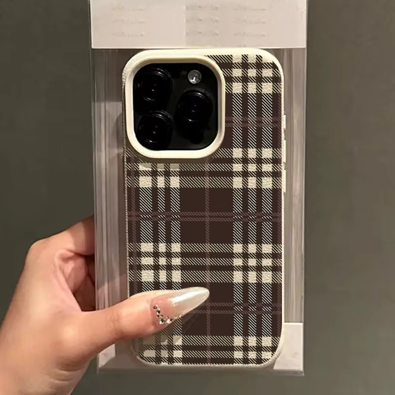 Stoßfeste Handyhülle im Retro-Karomuster für iPhone 11 bis iPhone 17 Pro Max in Braun - Bild 3