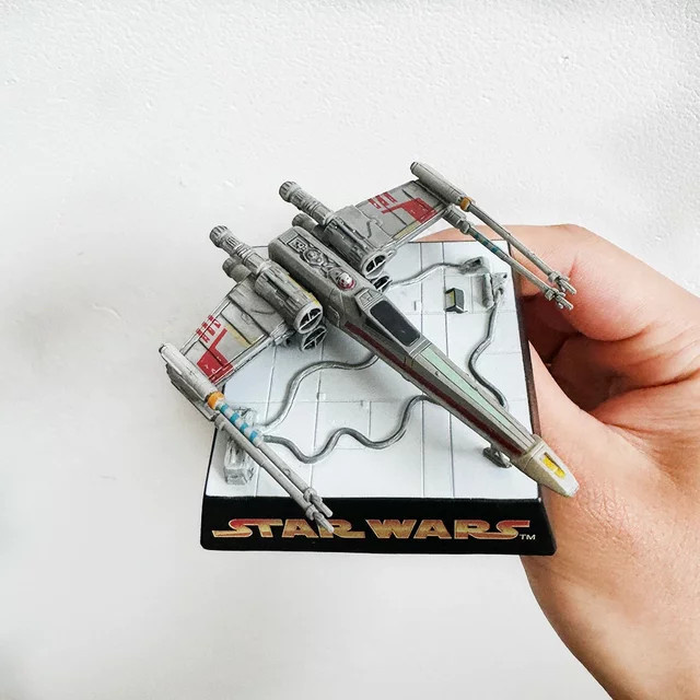 TAKARA TOMY Star Wars T-65 X-Wing Starfighter, Actionfigur, 3,75 Zoll - Bild 1