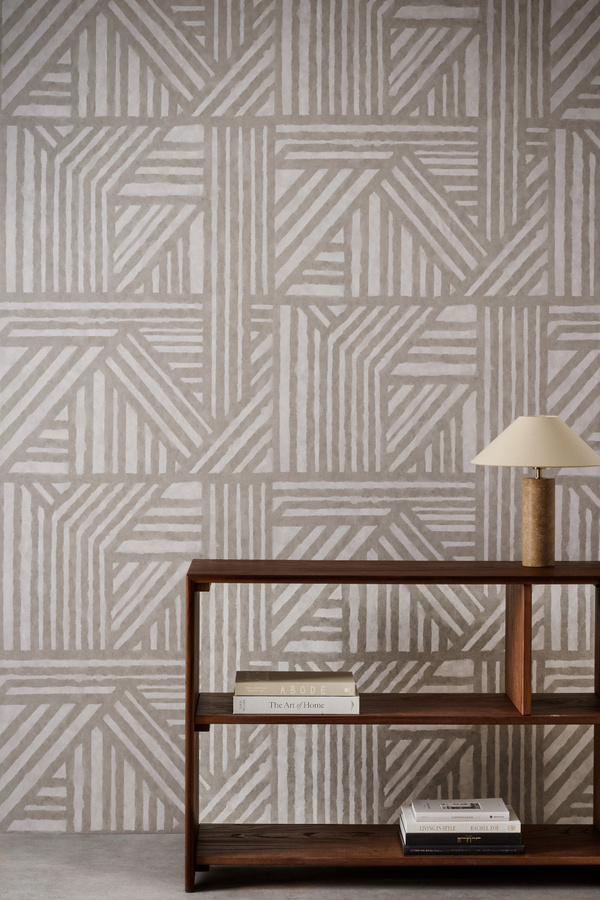 Harlequin Tapete Crater in Slate Grey mit abstraktem geometrischem Design, vorgestrichen und aus Vinyl - Bild 2