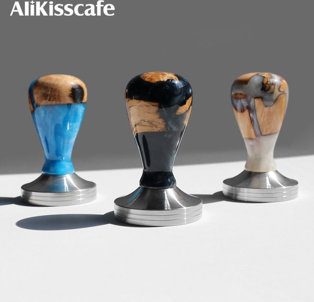 Kaffee Tamper aus Edelstahl von ALIKISSCAFE für Delonghi und Breville, erhältlich in Silber oder Schwarz - Bild 1