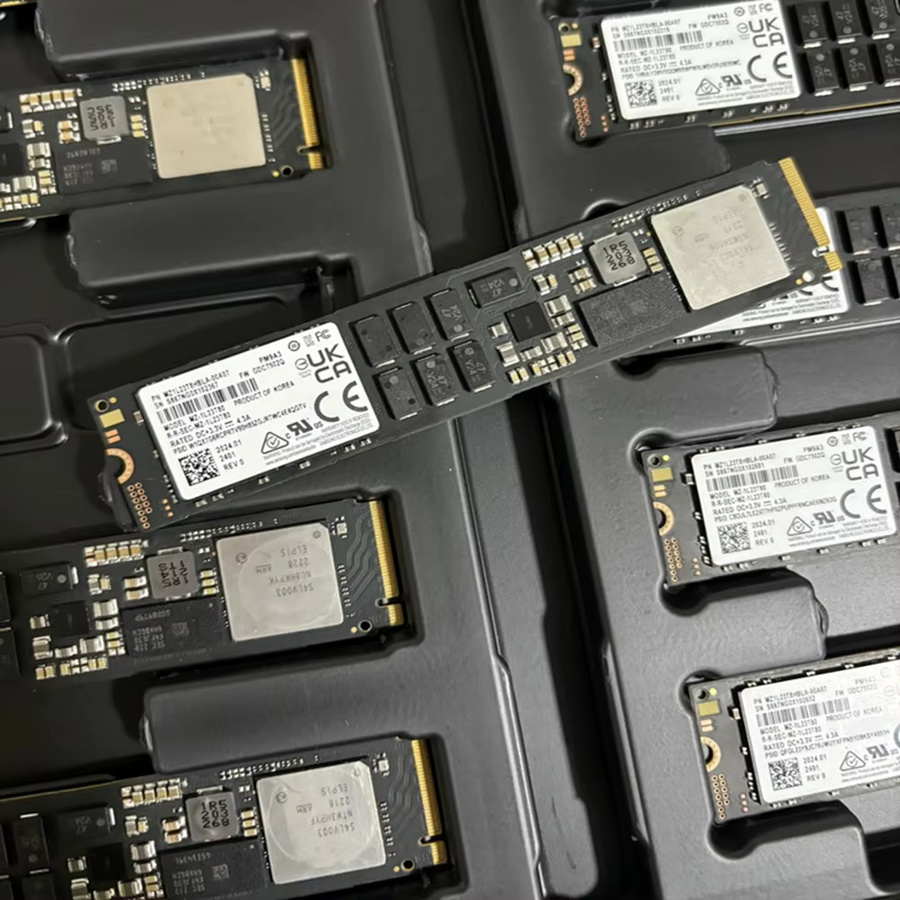Samsung PM9A3 Enterprise SSD M.2 22110 PCIe 4.0 x4 960 GB Schwarz - Bild 5