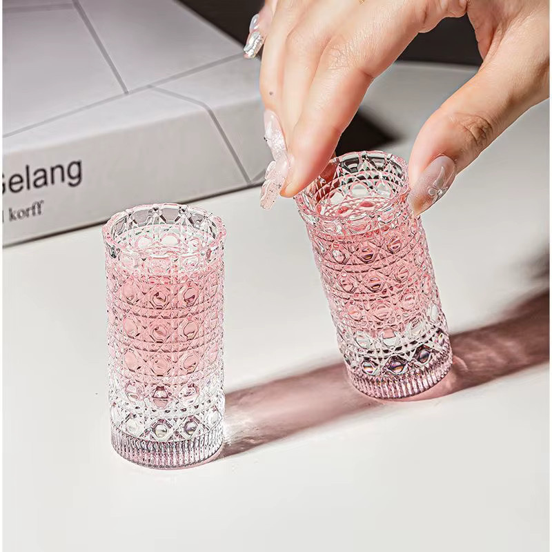 Luxus Mini Wasser Tassen Set aus Glas mit geprägtem Muster in Transparent - Bild 3
