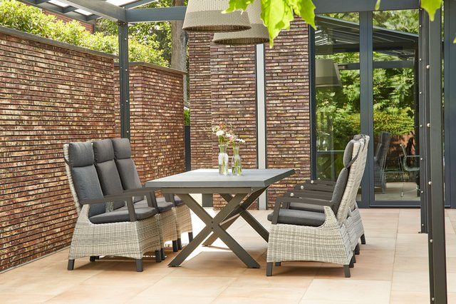 Siena Garden Messina/Corido Garten-Essgruppe aus Alu, Geflecht und Keramik in Anthrazit mit 6 Diningsesseln und ausziehbarer Tischplatte, B: 200-260 cm, T: 100 cm - Bild 1