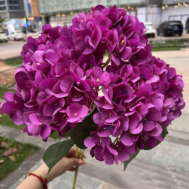 Künstliche Hortensienblume aus Seide mit 5 Köpfen in Violett für Hochzeit und Dekoration - Bild 1