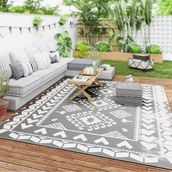 Moderner geometrischer Outdoor-Teppich für Terrasse, Wohnzimmer und Küche, grau, B/T: 120 x 160 cm - Bild 1