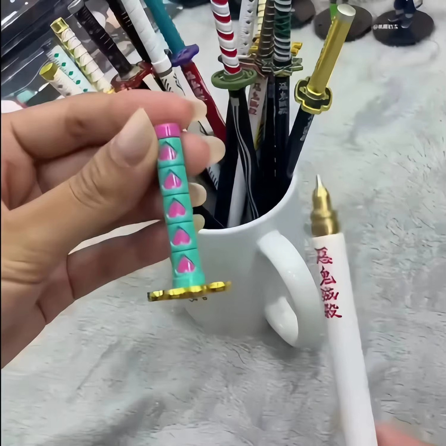 Bandai Demon Slayer Metall-Gelstift im Nichirin-Schwert-Design - Bild 2