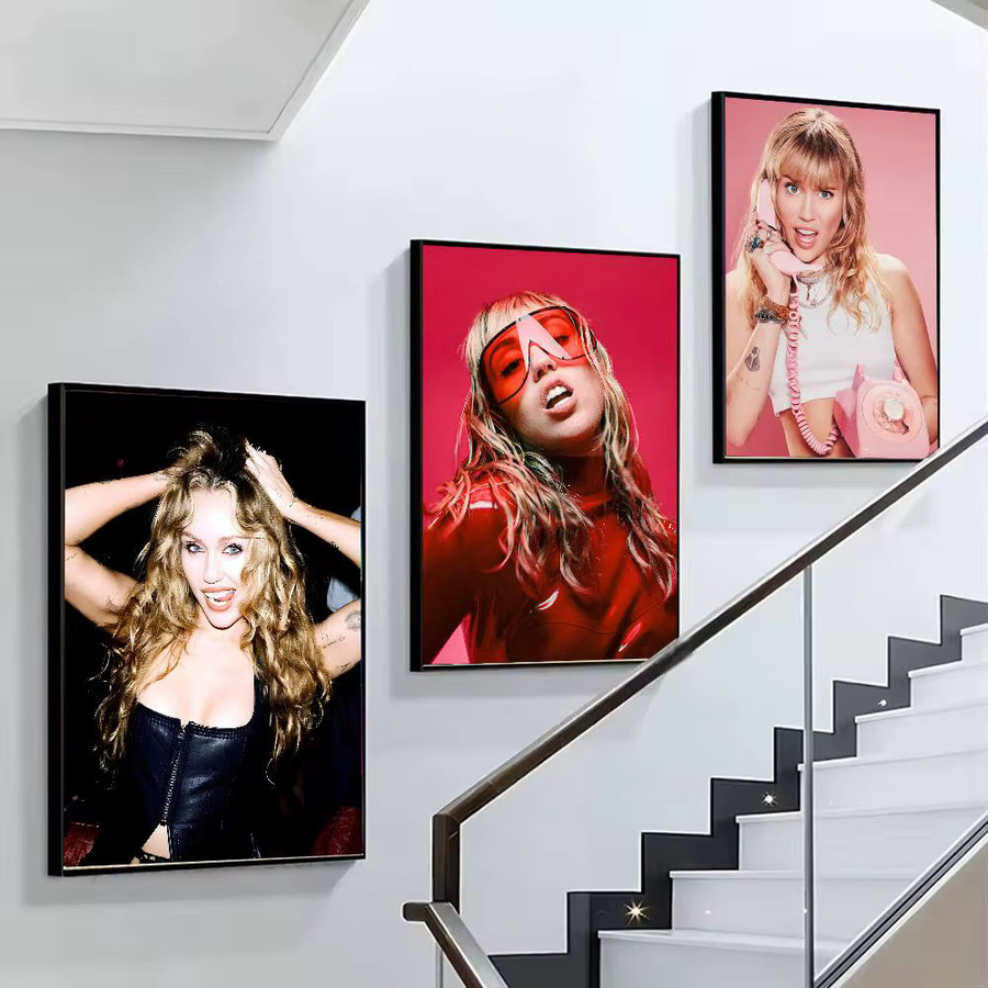 Wasserdichter Diva Miley Cyrus Blumen Poster Aufkleber in Multicolour für deine Wanddekoration - Bild 4