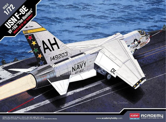 Academy USN F-8E VF-162 ´The Hunters´, Fahrzeug, 1:72 - Bild 1