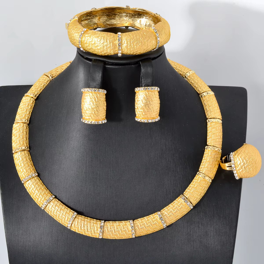 ZeaDear Schmuck-Set, 18K Goldfarbe, Halskette, Ohrringe, Ring, Armbänder, Damen - Bild 4