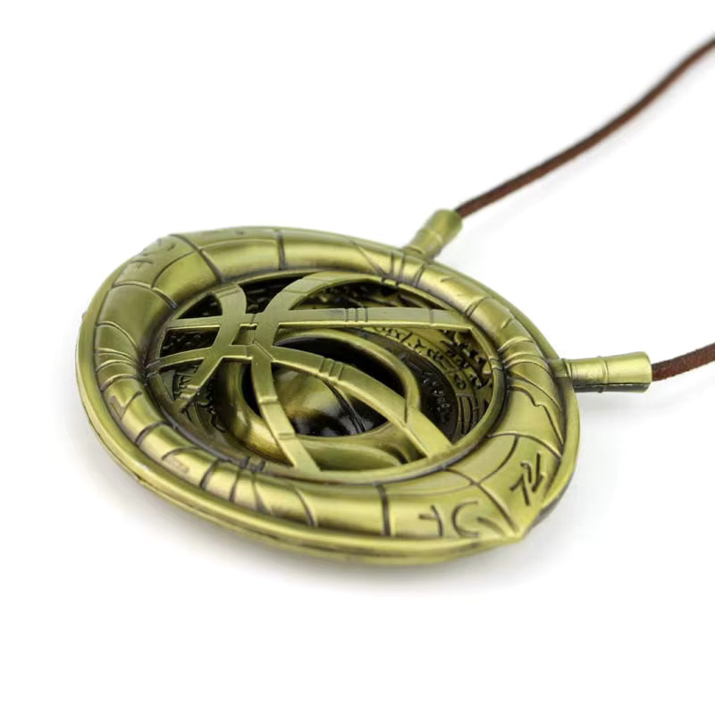 TAKARA TOMY Halskette Eye of Agamotto, Messing, Gold, Unisex - Bild 2