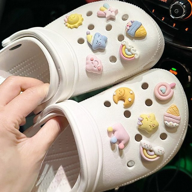 FHLDING Schuhcharms-Set, 12-teilig, Harz, Stern, Mond, Regenbogen, Clogs-Zubehör - Bild 1