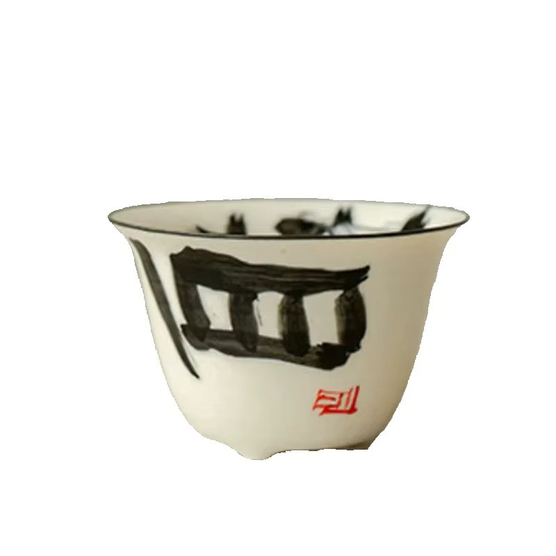 Handgefertigte PGY Keramik-Teetasse mit floralem Design in Weiß - Bild 5