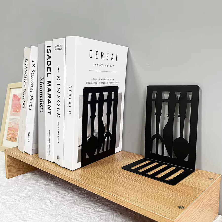 2er-Set personalisierte Buchstützen aus Metall in Schwarz für Schreibtisch und Zuhause - Bild 5