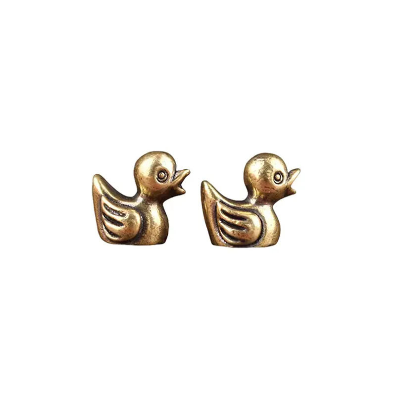 Handgefertigte Messing-Entenfigur von ouhoe in Gold als dekoratives Ornament für deinen Schreibtisch oder Couchtisch - Bild 6