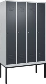 C+P Spind Classic PLUS Garderobenschrank mit 4 Abteilen, Stahlkonstruktion, Zylinderschloss und 3 Garderobenhaken, Farbe: Grau, H x B x T: 212 x 120 x 50 cm - Bild 1