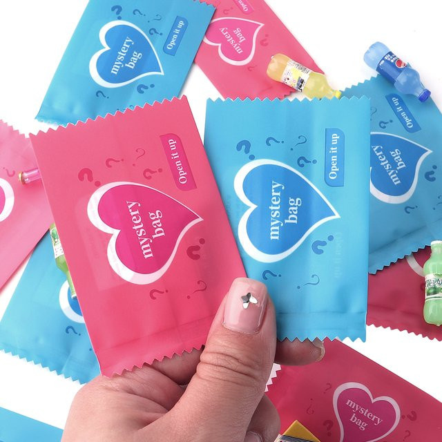 Louleur Herzförmige Überraschungsbeutel aus Kunststoff für DIY Party-Geschenkverpackungen, Mehrfarbig und Blau, 100-200 Stück - Bild 1