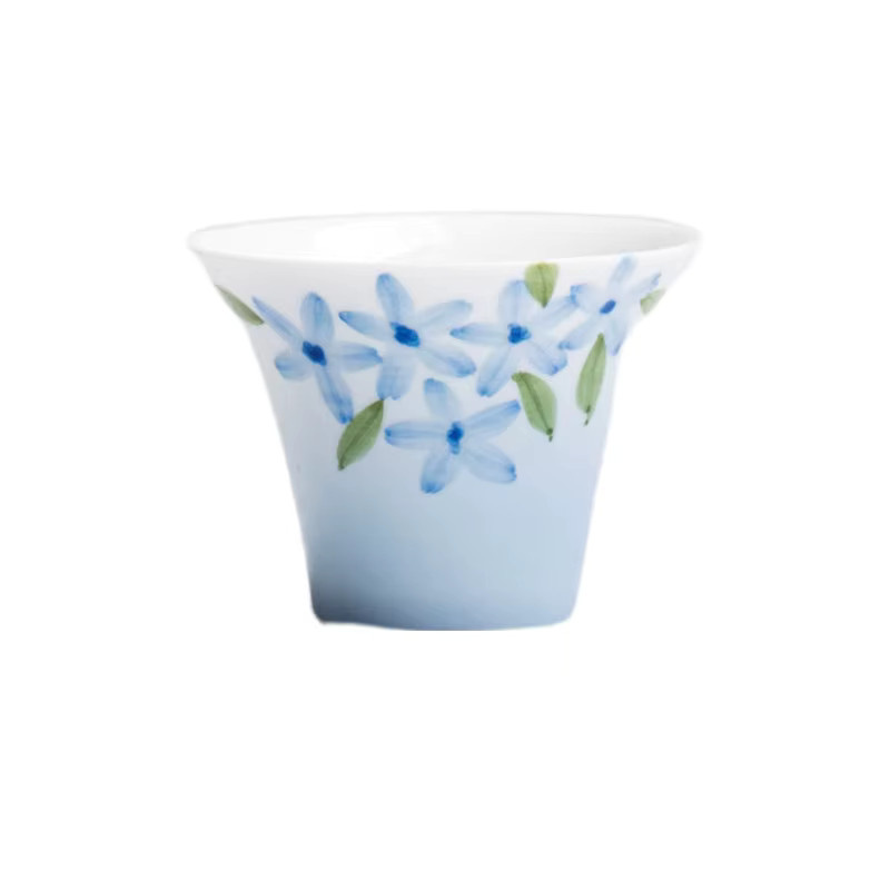 Handbemalte Porzellan Teetasse mit blauem Blumenmuster in Weiß und Blau für Kung Fu Teesets - Bild 4