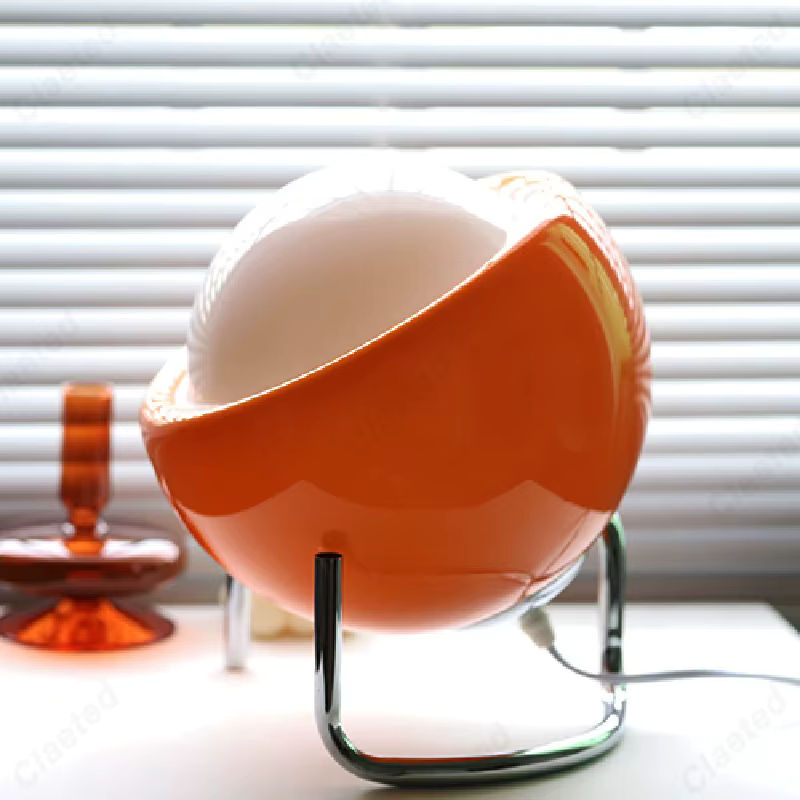 Claeted Retro LED Nachtlicht aus Glas in Orange und Gelb mit silbernem Metallgestell für Wohnzimmer, Schlafzimmer und Arbeitszimmer - Bild 4