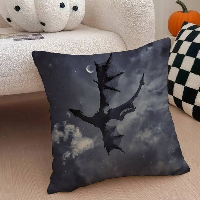 Delampa Kissenbezug Drachen Design aus kurzem Plüsch in Schwarz, B/B: 18 x 18 cm - Bild 1