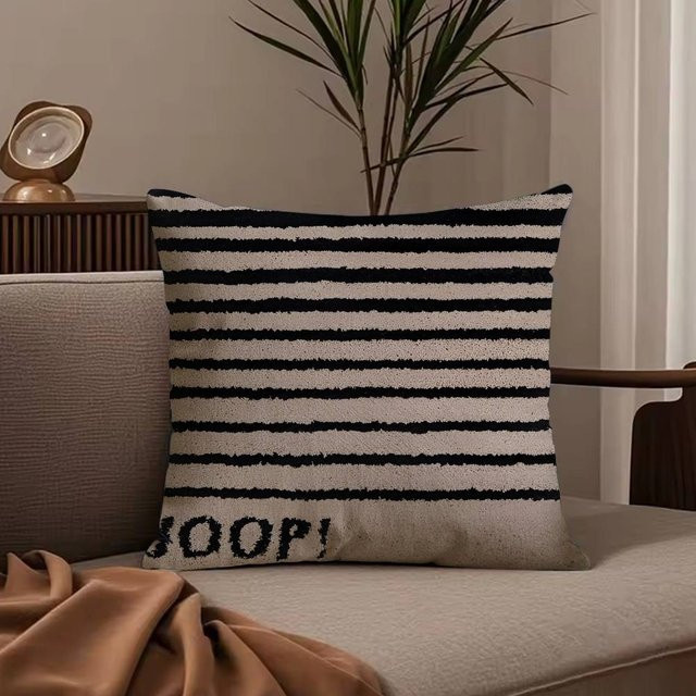 Joop Living Kissenhülle aus kurzem Plüsch in Weiß mit Streifenmuster, B/B: 50 x 50 cm - Bild 1