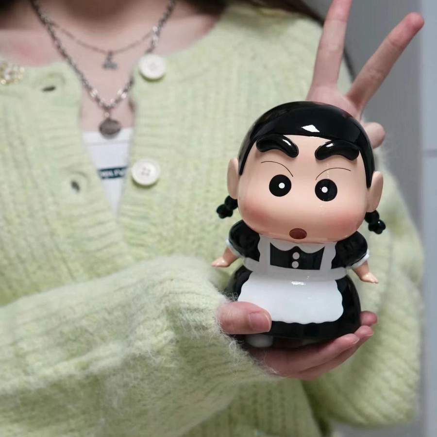 Yiran toy 1 Crayon Shin chan Anime Modell Shin chan cos Dienstmädchen 10cm - Bild 2