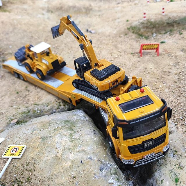 Linyi toy car Fahrzeugtechnik-Set, Bagger, LKW, 1:40, Metall, Kunststoff, ab 3 Jahren - Bild 1