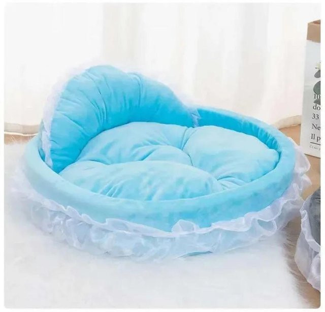 Pet Products My 3D Fantasy Haustierbett für Hunde mit Spitze und Schleife, ovales Samt-Hundesofa in Blau, abnehmbarer Bezug - Bild 1