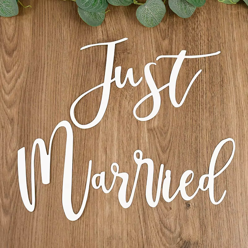 Just Married Autoaufkleber von ZQNYCY in Weiß als abnehmbarer Vinyl-Aufkleber für Hochzeit und Party - Bild 6