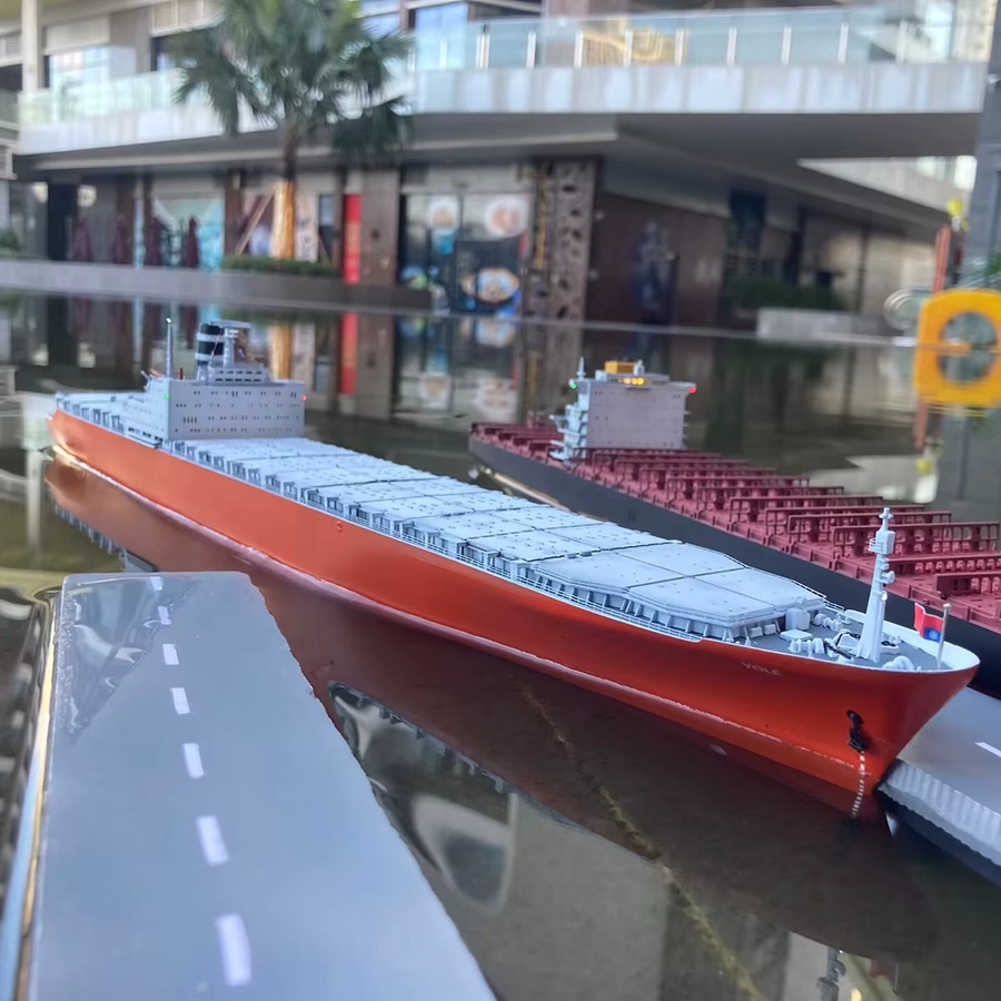 AT 99 MODEL RC Boot, Modell Schiff, 1:550, mit Lichteffekten - Bild 2
