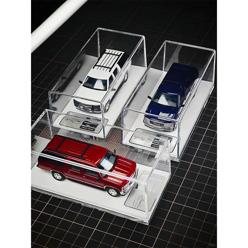 Bburago Bliss GMC-Suburban GMT400-Chevrolet 2026 HEC TMCS Simulationsmodell, 1:64, Metall, Blau - Bild 2