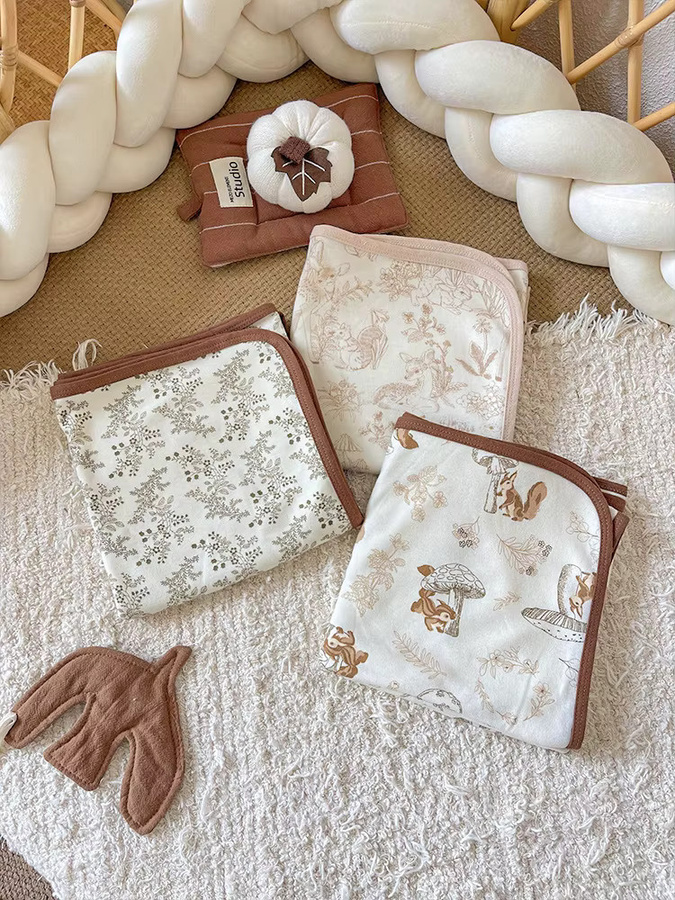 2er-Set Baby Musselin-Pucktücher aus Baumwolle mit floralem Design für Neugeborene - Bild 2