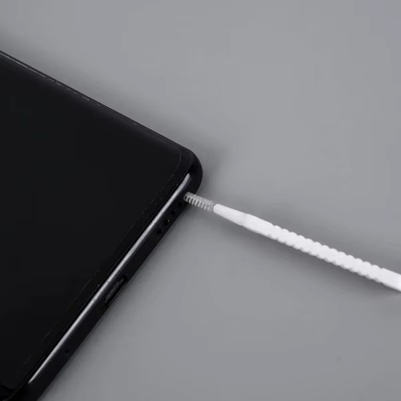 Reinigungsset für Handy-Ladeanschlüsse mit Reinigungsbürste für iPhone, Samsung und Xiaomi, USB-C und iOS, Farbe: Weiß - Bild 3