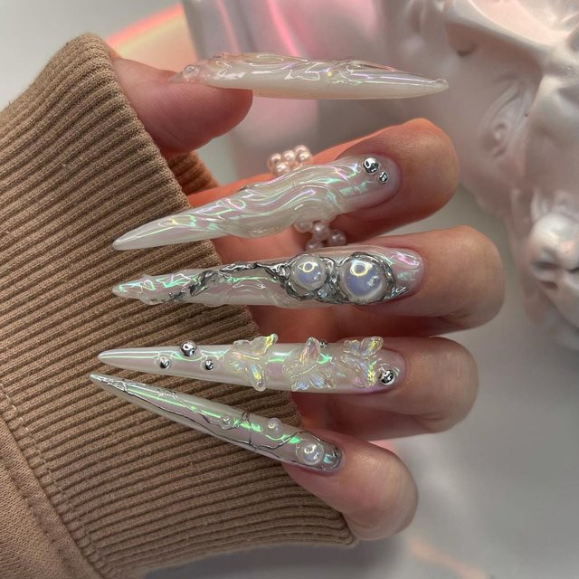 ACRDK Press On Nails Stiletto, Aurora Schmetterling Dekor, Silber, 24 Stück - Bild 1