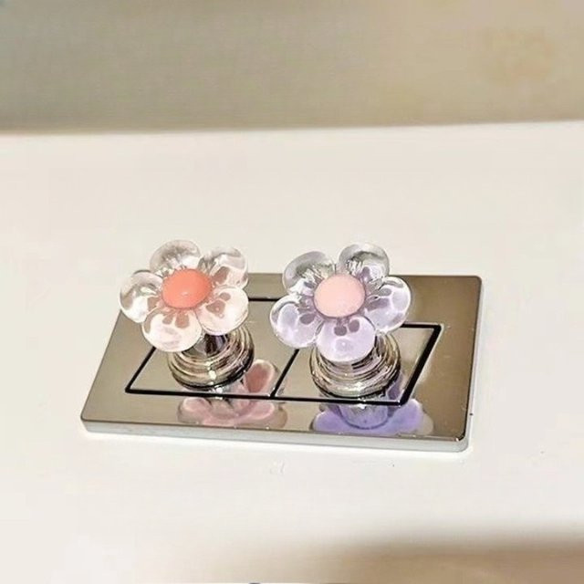 Kreativer Blumen-Aufkleber für die Toilettenspülung mit floralem Design aus Kunststoff - Bild 1