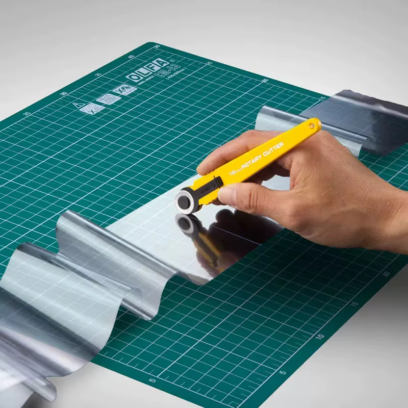OLFA Japanischer Kreisschneider RTY-Serie Rotierendes Rollmesser für Kurven- und Freiformschnitte in Gelb - Bild 2