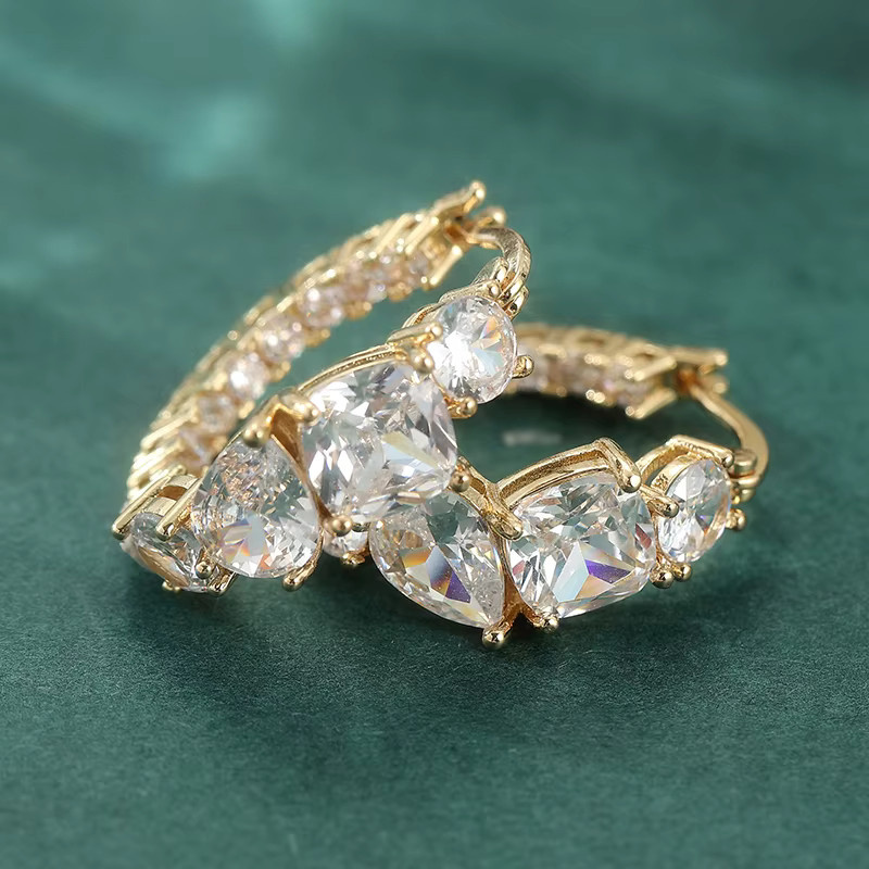 Creolen Gold, Zirkonia, Damen - Bild 2